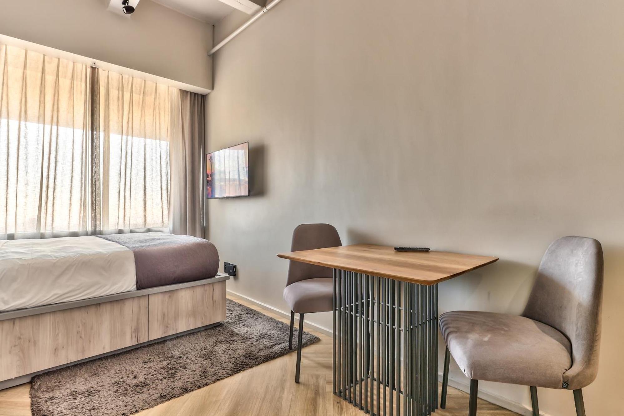 Wink Aparthotel One Thibault Cape Town Exterior photo